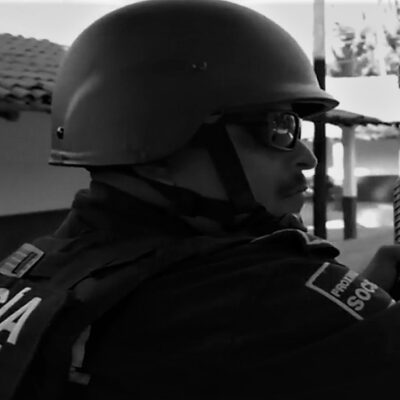 Solo tres policías vigilan Zirándaro, la región disputada por el narco