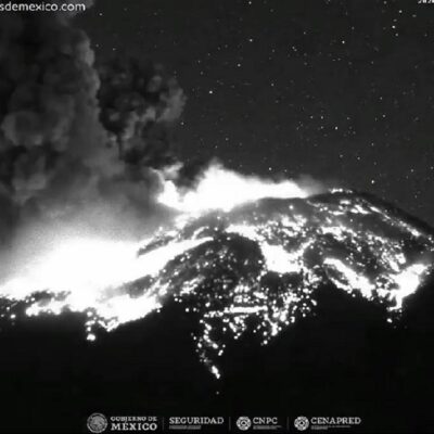 El Popocatépetl registra fuerte explosión de 1.5 kilómetros de altura