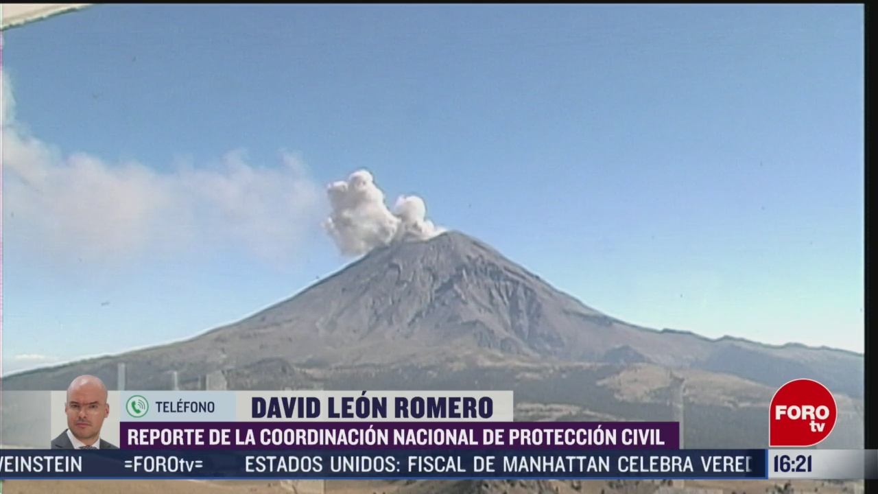FOTO: volcan popocatepetl emite exhalacion