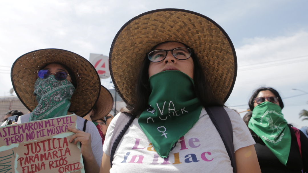 Foto: Así se vive la marcha del Día Internacional de la Mujer en CDMX, 08 de marzo de 2020, (Reuters)