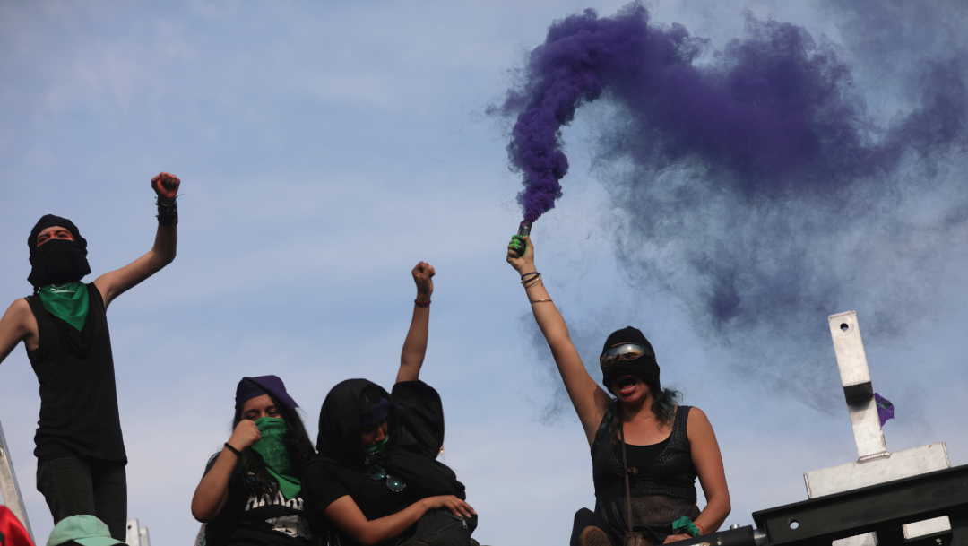 Foto: Mujeres protestan en el Zócalo capitalino, 08 de marzo de 2020, (Reuters) 