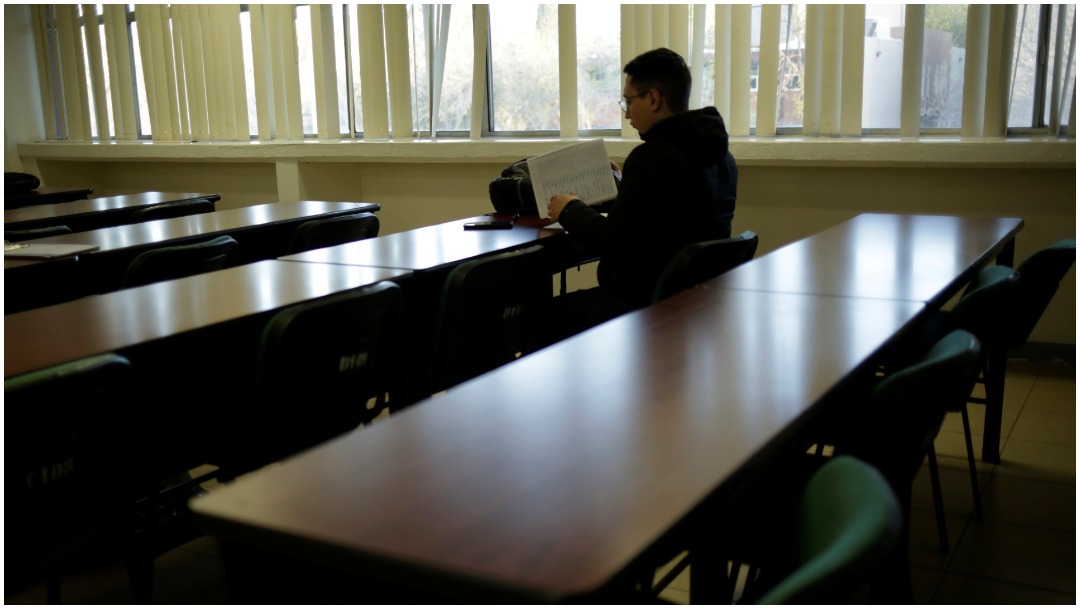 Foto: Pocos fueron los estudiantes que acudieron este lunes a clases, 9 de marzo de 2020 (Reuters)