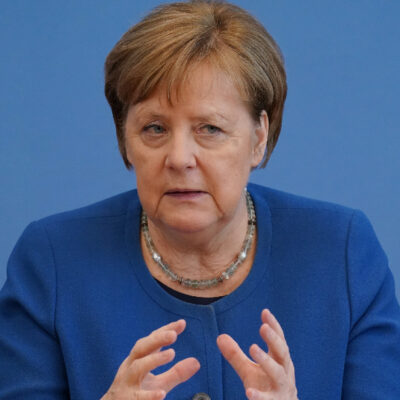 Merkel: Hasta 70% de población en Alemania se contagiará de coronavirus