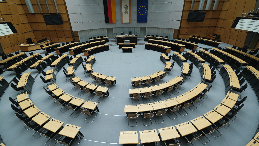 FOTO: Alemania prohíbe reuniones de más de dos personas para contener el coronavirus, el 22 de marzo de 2020
