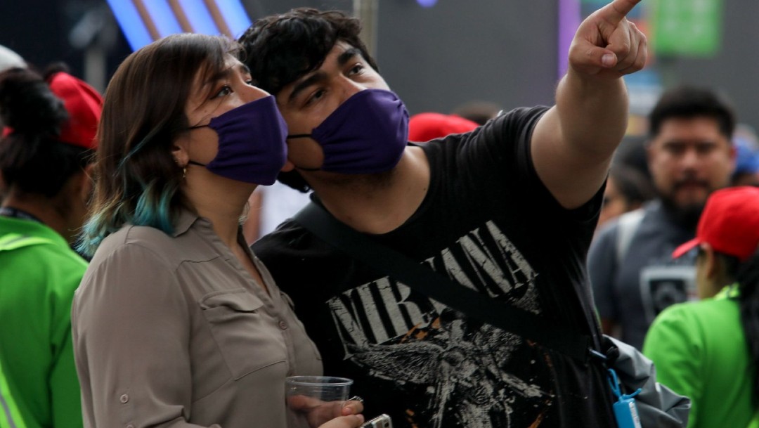 En México, miles ignoran medidas por coronavirus