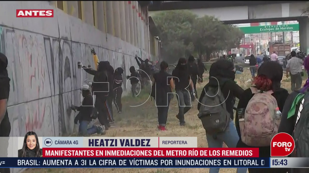 Foto: Encapuchados Realizan Pintas Metro Río Los Remedios 6 Marzo 2020