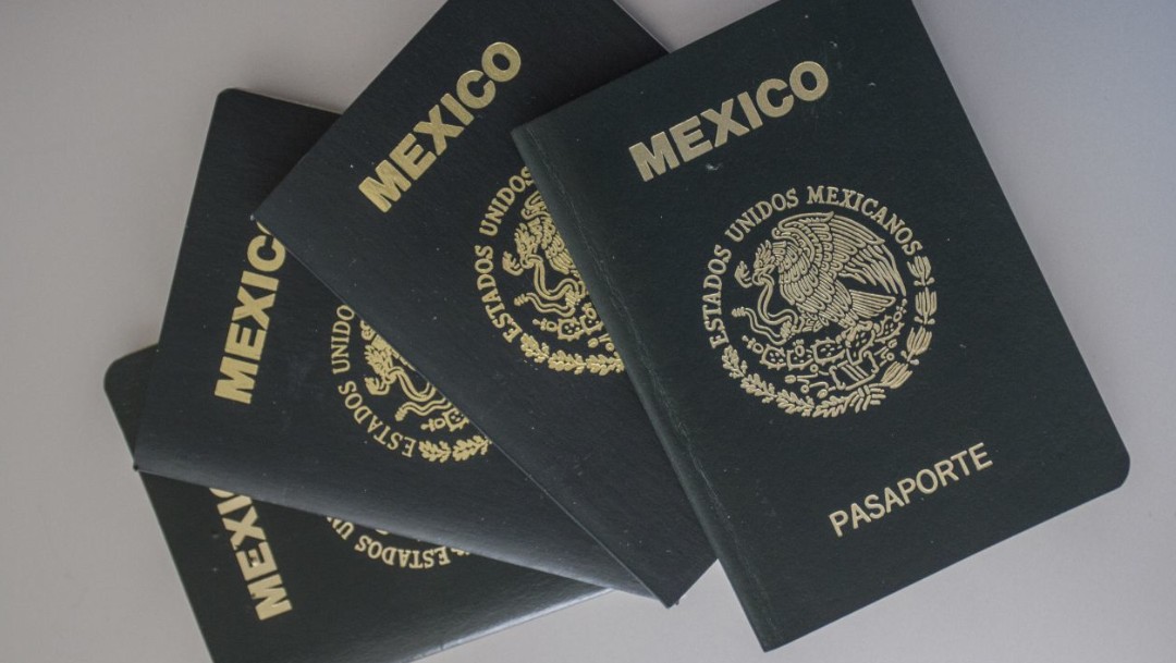 Foto: Varios pasaportes mexicanos. Cuartoscuro