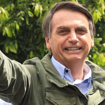 Bolsonaro anuncia envío de ayuda para Líbano y de expertos para las pericias
