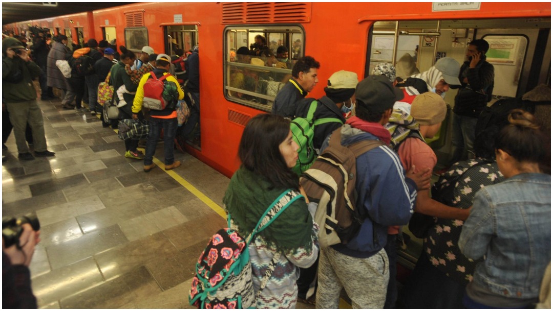 Imagen: El Metro inicia campaña para reducir riesgos por coronavirus, 1 de marzo de 2020 (LUIS CARBAYO /CUARTOSCURO.COM)