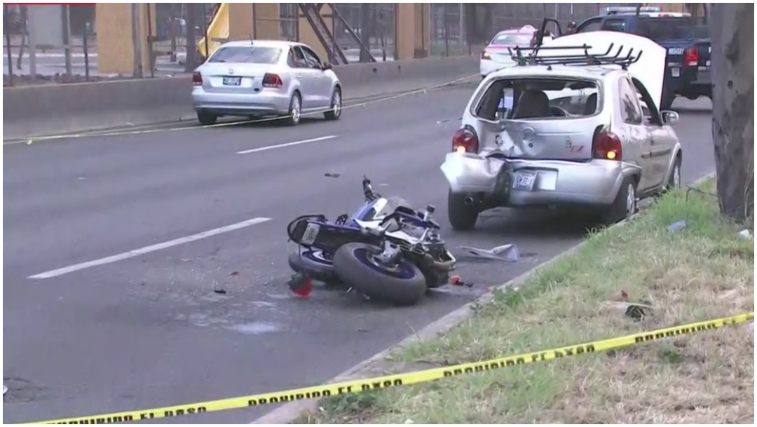 Foto: Un motociclista falleció tras chocar con un vehículo detenido, 1 de marzo de 2020 (Foro TV)