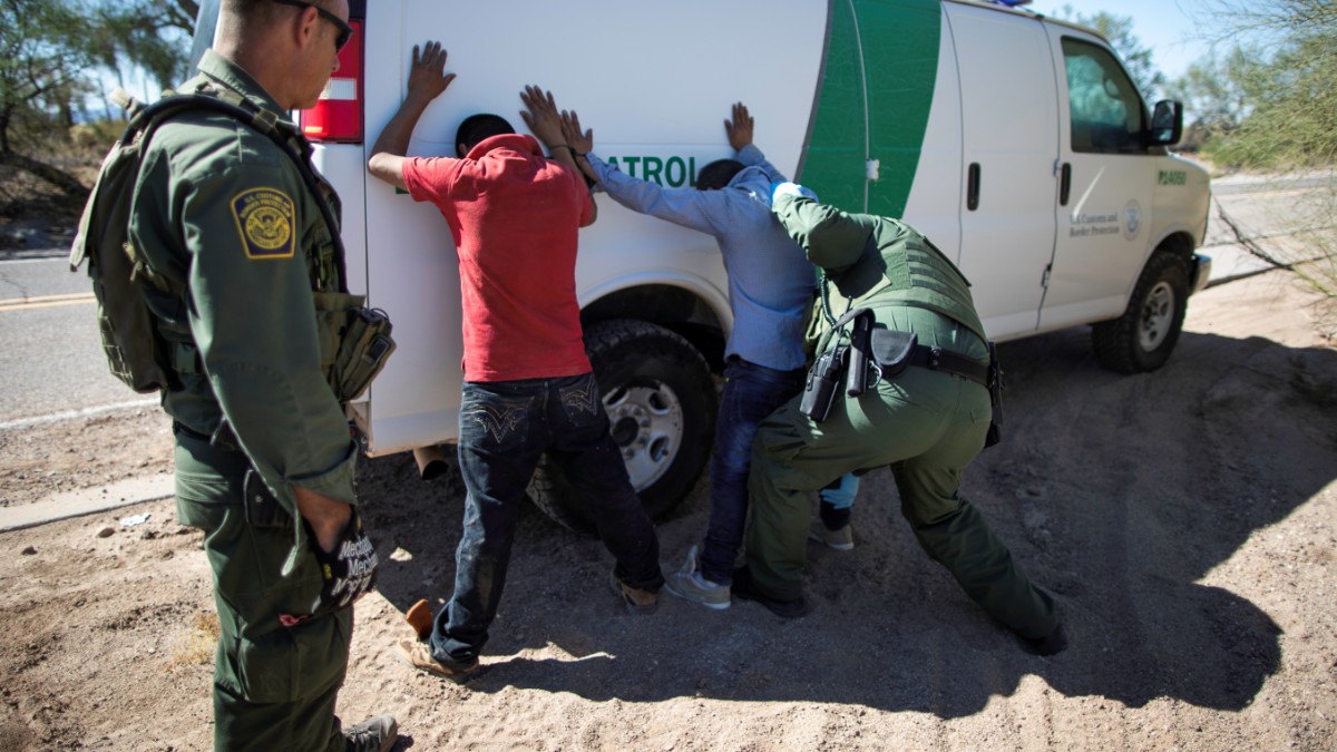 EEUU enviará a policías militares a frontera con México