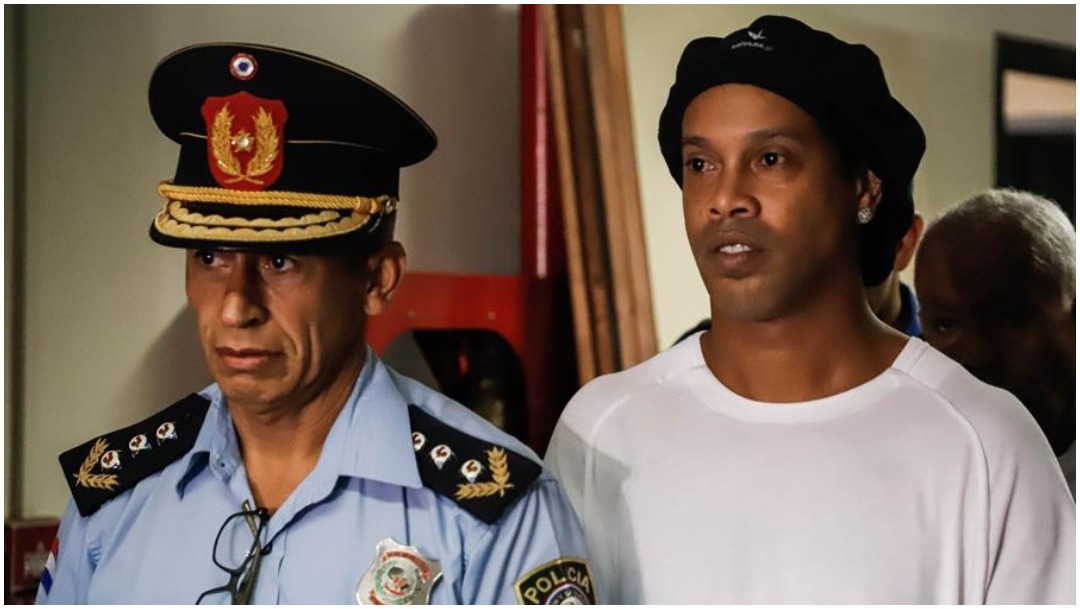 Foto: Dictan prisión preventiva a Ronaldinho, 7 de marzo de 2020 (EFE)