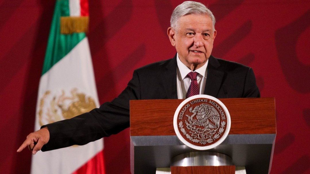 Foto: El presidente Andrés Manuel López Obrador en conferencia de prensa, 10 de abril 2020)