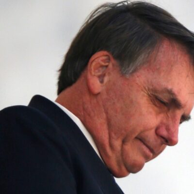 Bolsonaro sobre muertes por coronavirus: 'Lo siento, soy Mesías, pero no hago milagros'