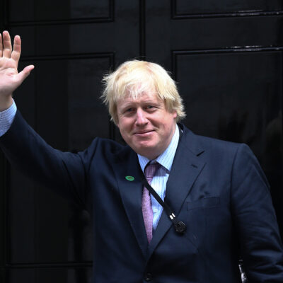 Boris Johnson, animado pese a hospitalización por coronavirus