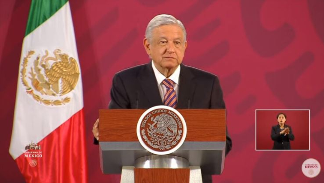 El presidente de México, Andrés Manuel López Obrador, en su conferencia de prensa matutina desde Palacio Nacional, 4 abril 2020