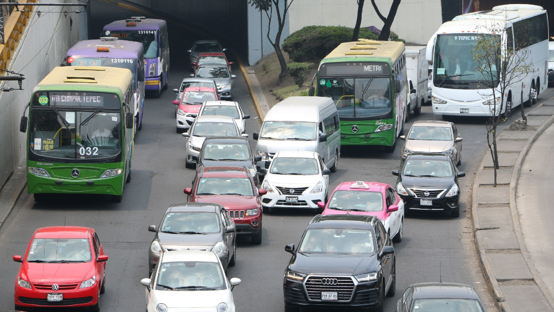 Foto: Detienen a 36 automovilistas por nuevas medidas de Hoy No Circula en CDMX, 23 de abril de 2020, (Cuartoscuro, archivo)