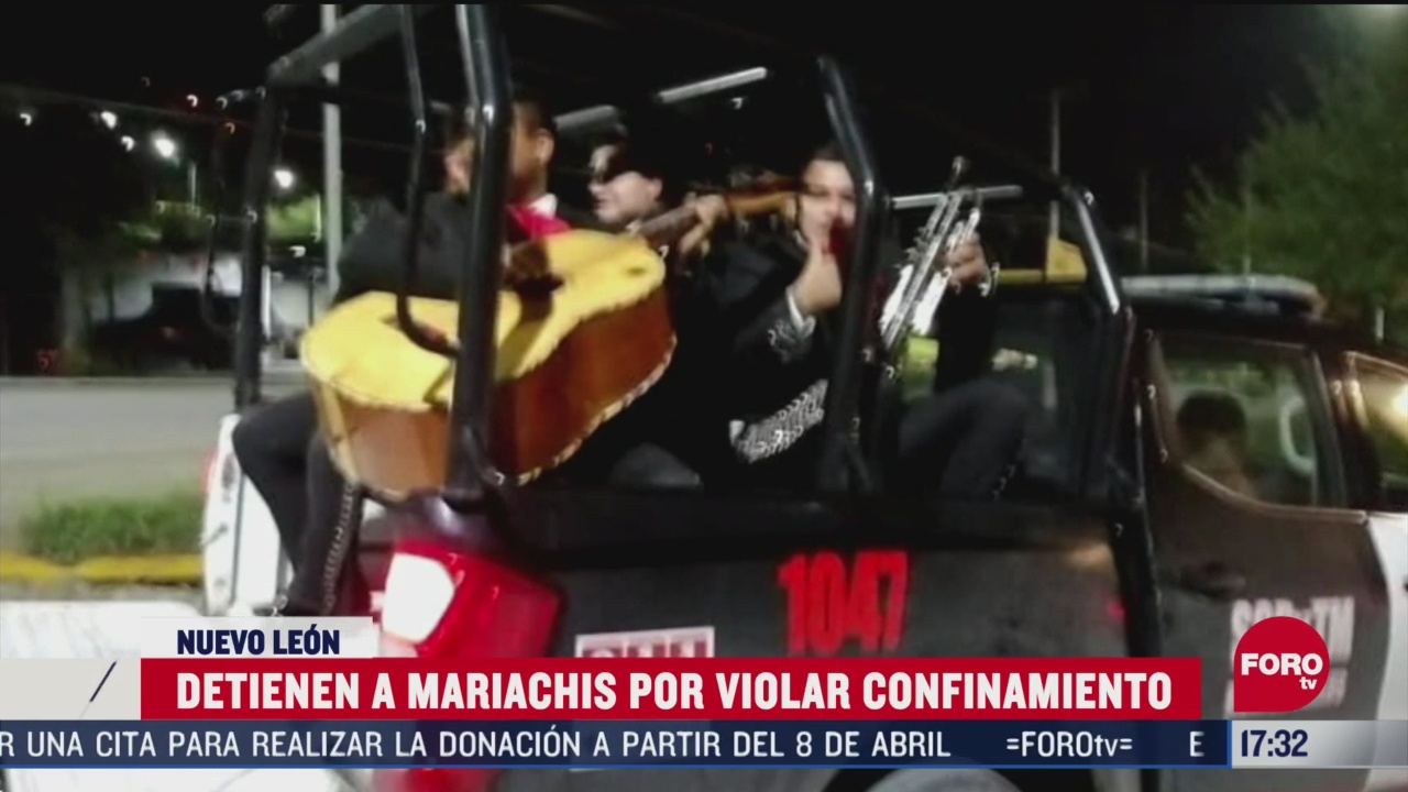 FOTO: detienen a mariachis por violar confinamiento por coronavirus en nl