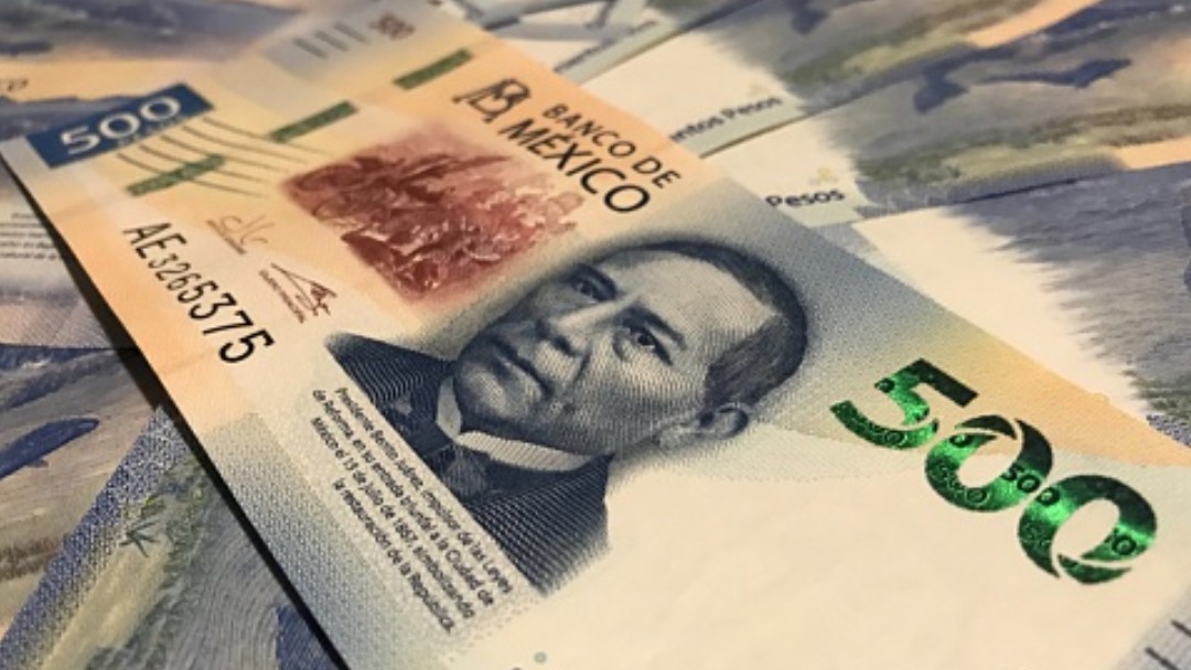 Foto: Un billetes de 500 pesos mexicanos. Getty Images