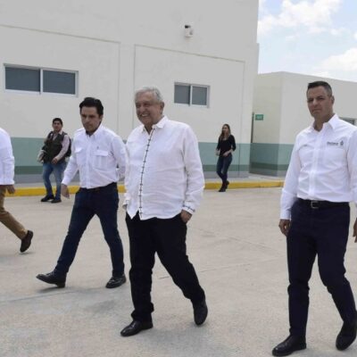 AMLO inaugura hospital del IMSS en Oaxaca que atenderá casos de coronavirus