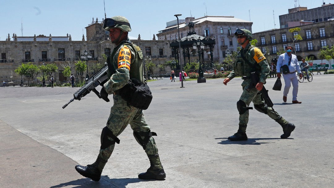 Foto: Militares vigilan calles de Guadalajara, Jalisco . Getty Images