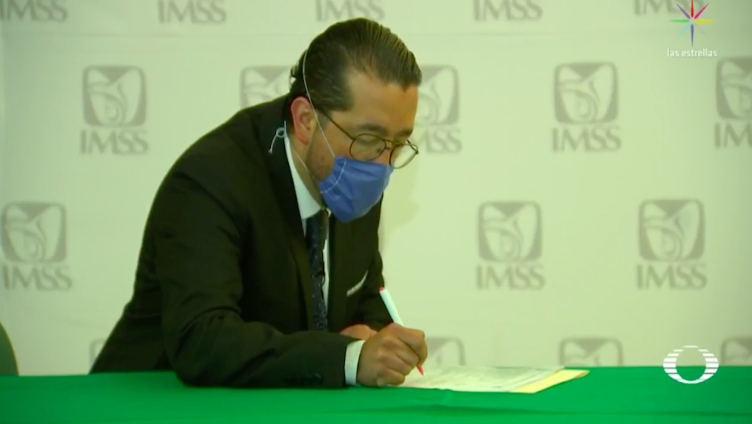 Coronavirus: IMSS contrata a doctor que vendía botanas