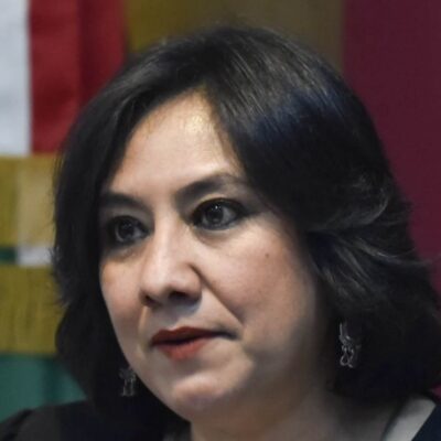 Eréndira Sandoval, en buen estado, dice Hugo López-Gatell