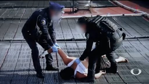 Foto: Policías De Cdmx Frustran Suicidio De Paciente Con Coronavirus 22 Abril 2020