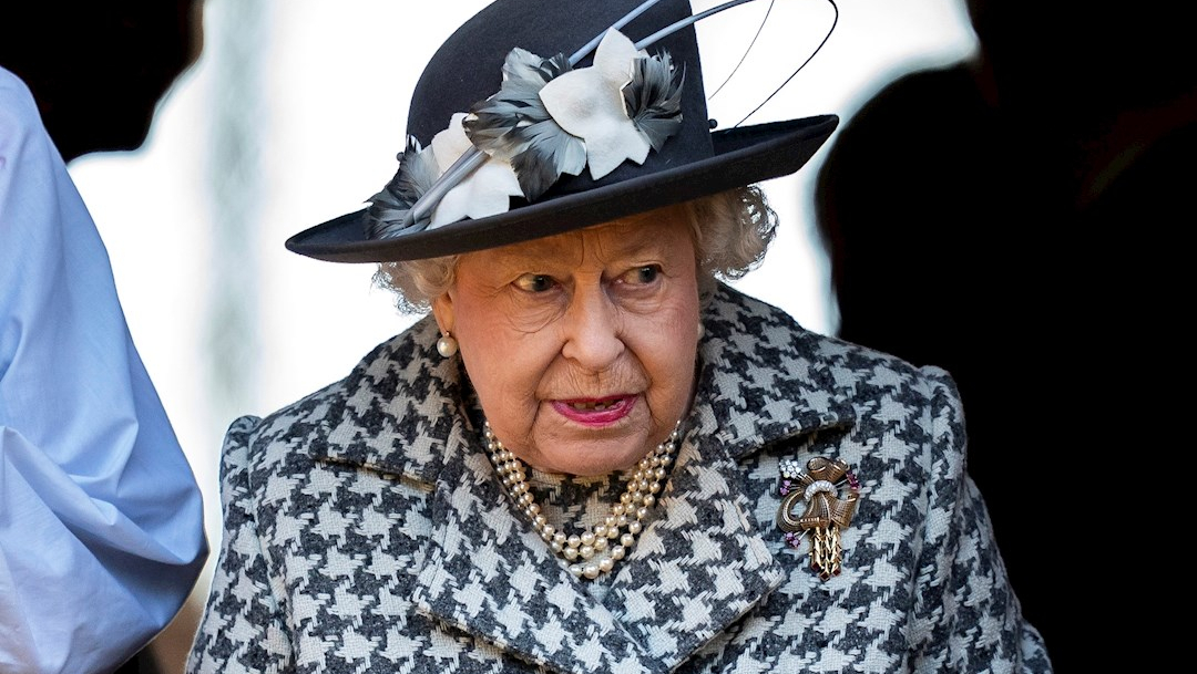 Foto: La reina Isabel II durante su mensaje sobre el coronavirus, 18 abril 2020