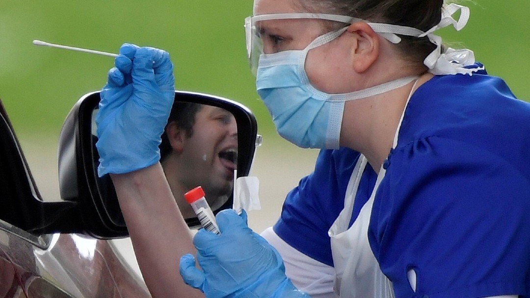 Foto: Reino Unido registra 786 muertos por coronavirus, su máximo en un día