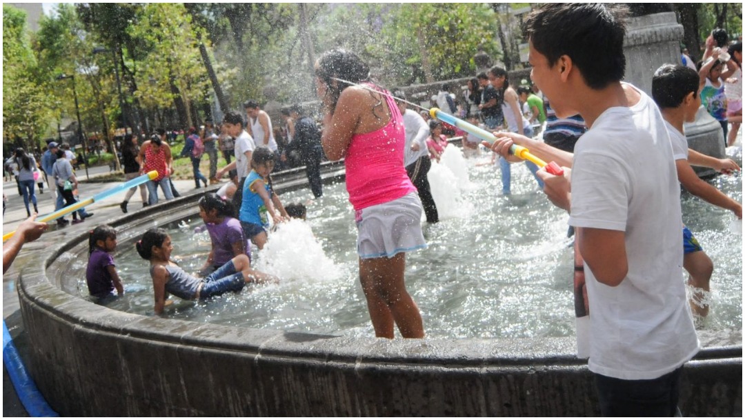 Imagen: Las autoridades impusieron fuertes sanciones por desperdiciar agua en el Sábado de Gloria, 12 de abril de 2020 (CUARTOOSCURO)