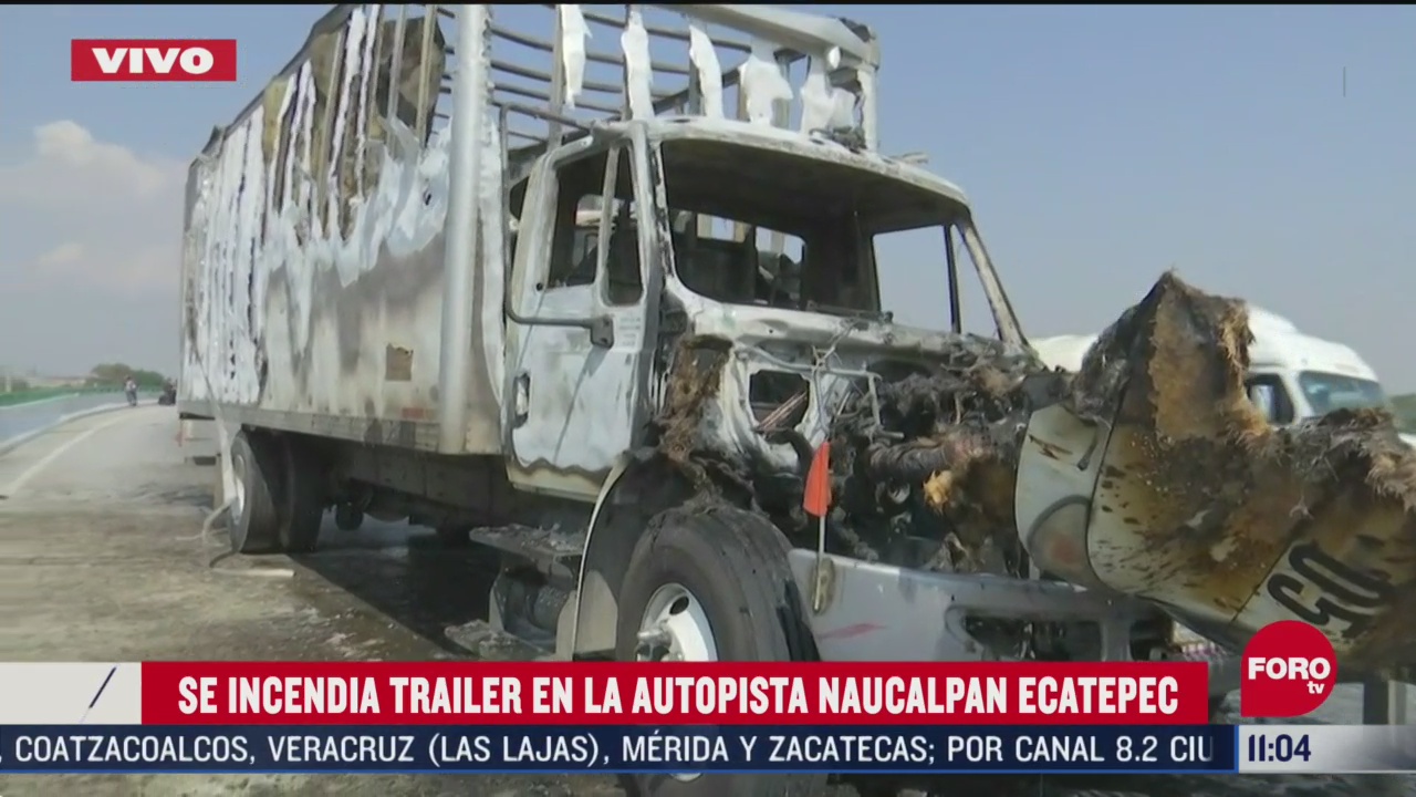 FOTO: 25 de abril 2020, se incendia trailer en autopista naucalpan ecatepec
