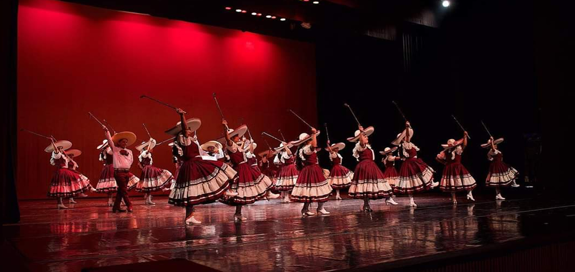 Escaramuzas Estudiantes Danza Folklórica Luis Enrique Moranchel