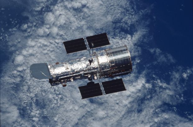 Telescopio Hubble cumple 30 años de su lanzamiento