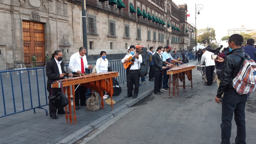 Foto: Músicos protestan afuera de Palacio Nacional para pedir apoyos