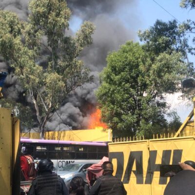 Video: Acumulación de gas provoca incendio en calzada de Tlalpan