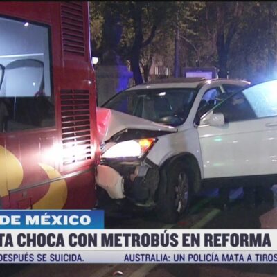 Choca camioneta contra Metrobús en la CDMX