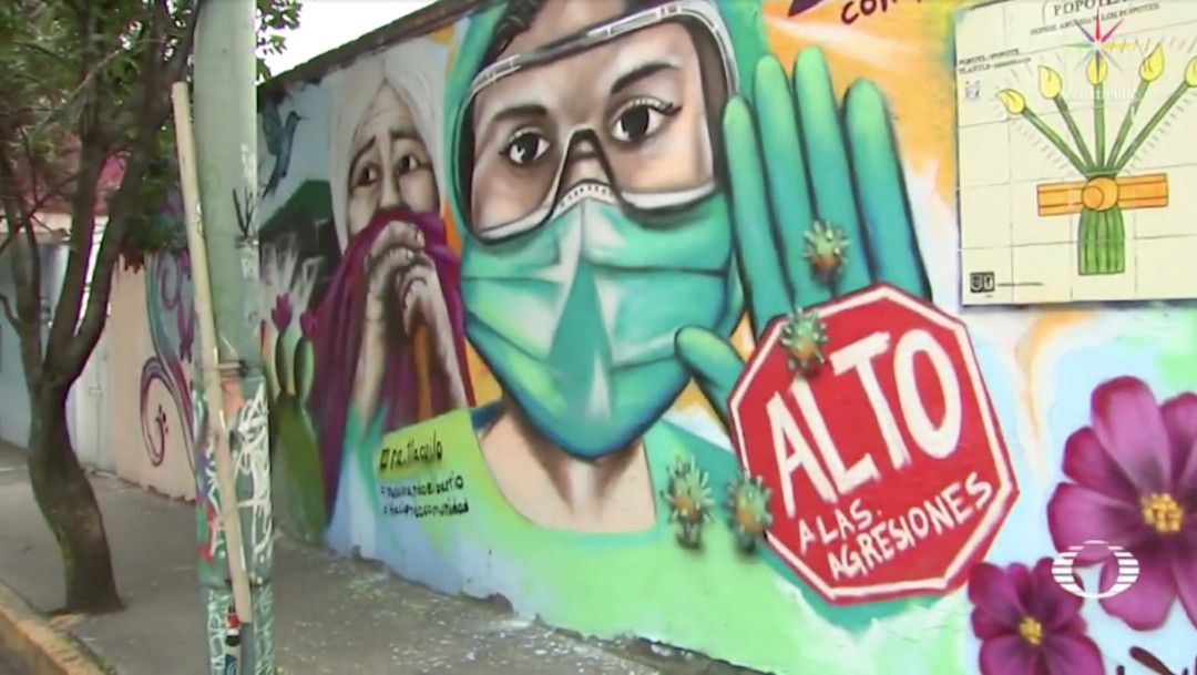 Con murales, honran a médicos que enfrentan al COVID-19