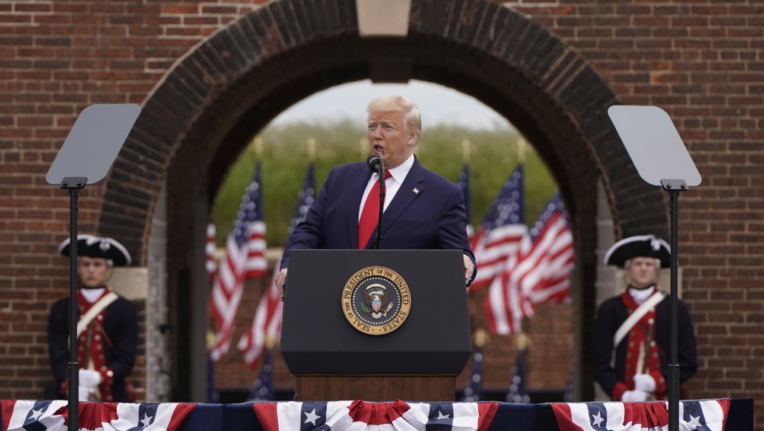 Foto: Trump conmemora el Día de los Caídos; justifica haber jugado golf el fin de semana
