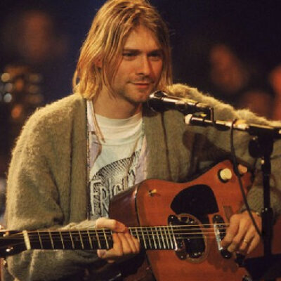Subastarán guitarra que Kurt Cobain tocó en ‘MTV Unplugged´
