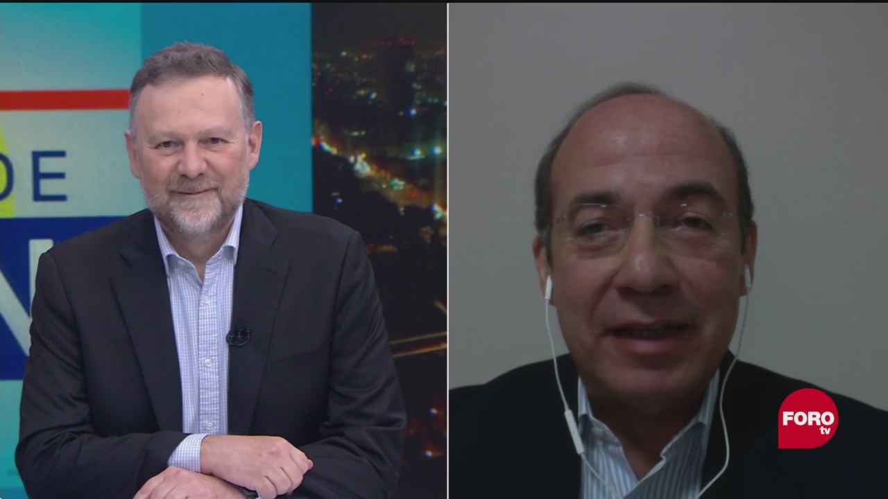 Felipe Calderón en entrevista con Leo Zuckermann sobre las decisiones de su gobierno