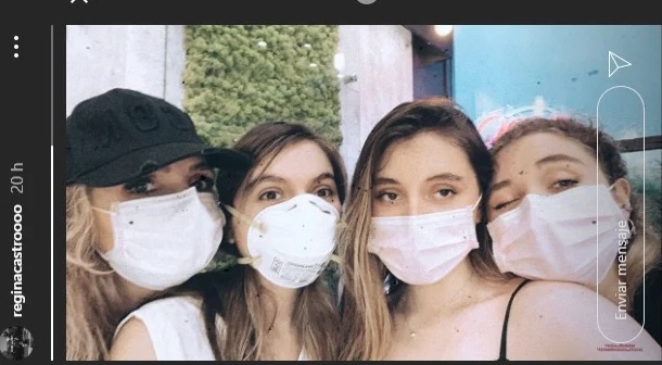 Angélica Rivera posa en una foto con sus tres hijas. Instagram/reginacastroooo