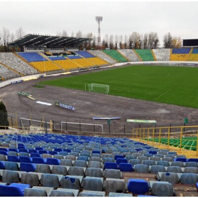 Suspenden partido de la Liga de Ucrania por varios jugadores contagiados de COVID-19