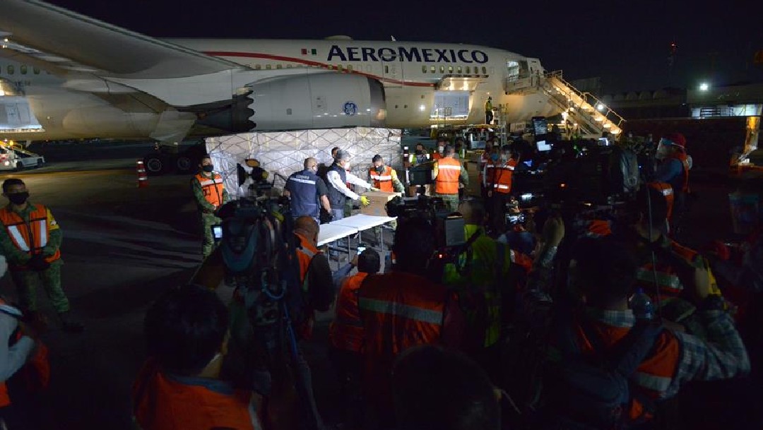 Llega octavo avión con insumos médicos de China