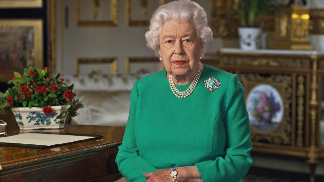 Isabel II conmemora 75 años del fin de la II Guerra Mundial