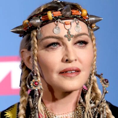 Madonna dice que superó el coronavirus y dona un millón de dólares para vacunas