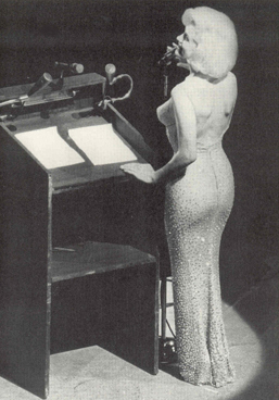 Marilyn Monroe canta Happy Birthday, Mr President el 19 de mayo 1962 a John F. Kennedy, Fotografía de archivo