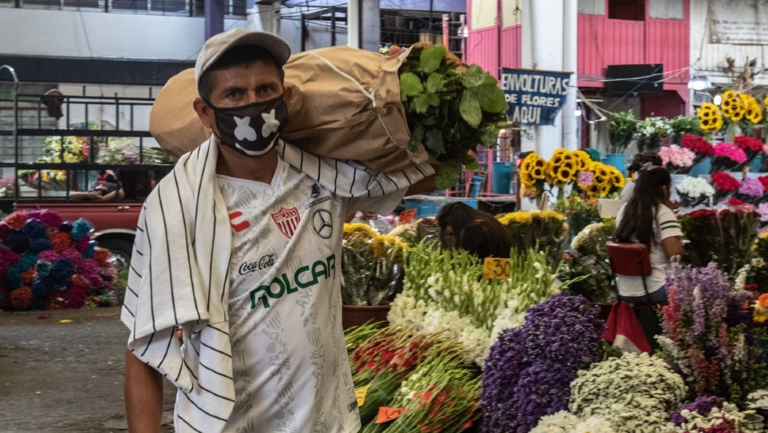 Foto: Sin flores el 10 de mayo: cierran mercado de Jamaica para prevenir COVID-19