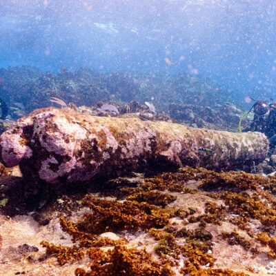Encuentran restos de velero inglés de hace mas de 200 años en Quintana Roo