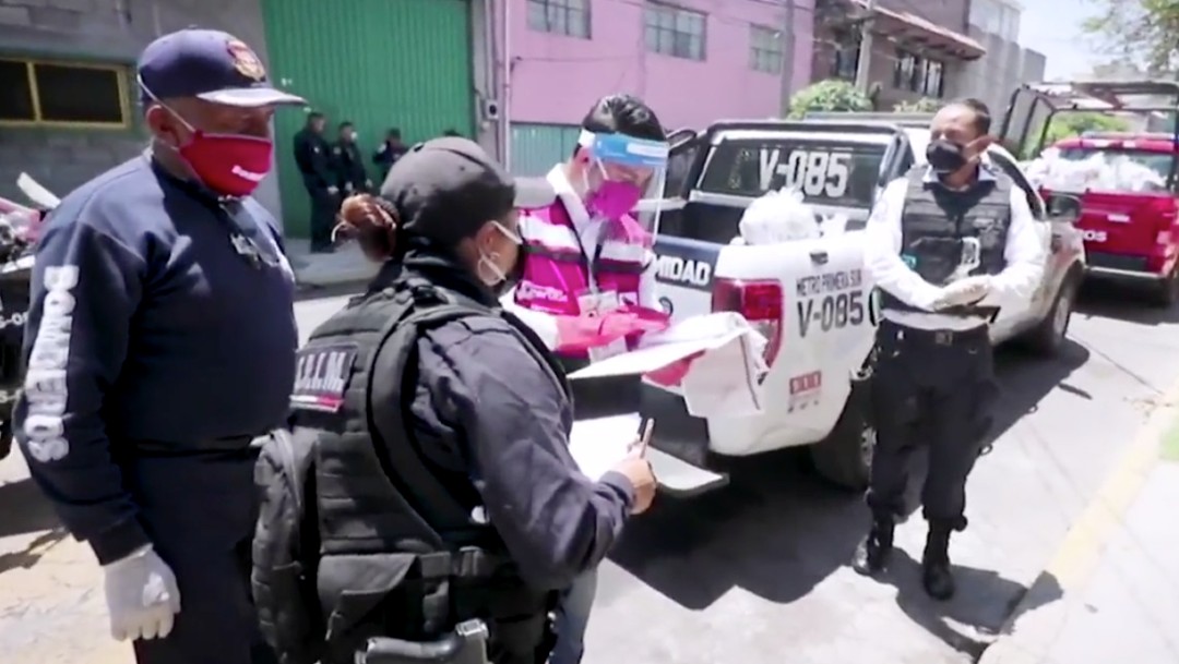 Policía de Nezahualcóyotl realiza censo para identificar a los más necesitados